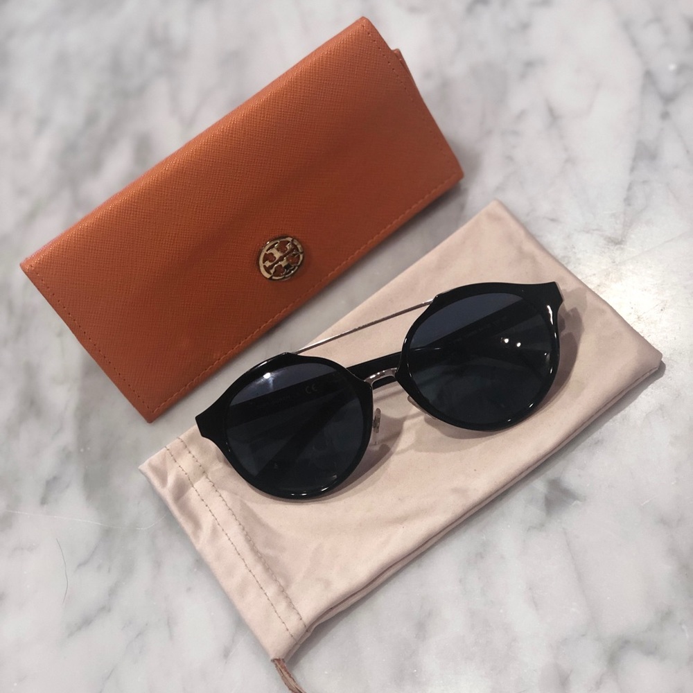 TORY BURCH SUNGLASSES
